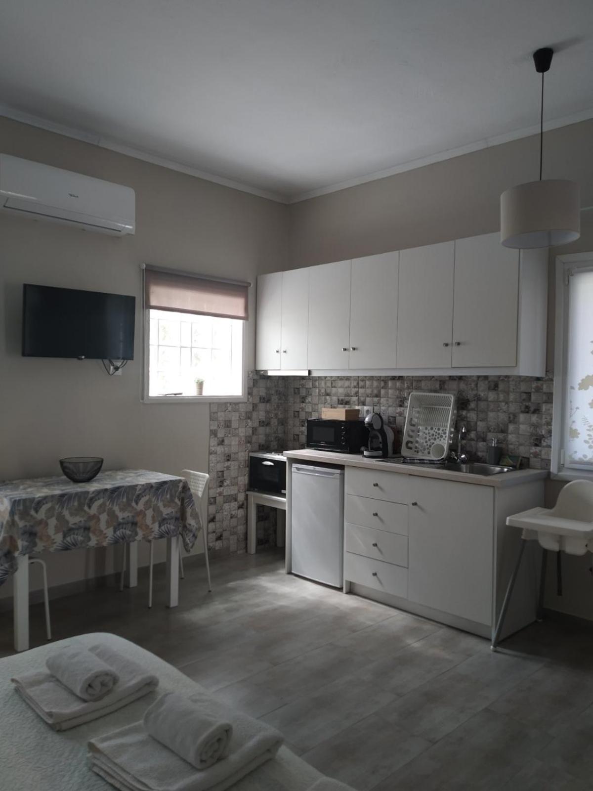 Trousas Apartments Roda  Exterior photo