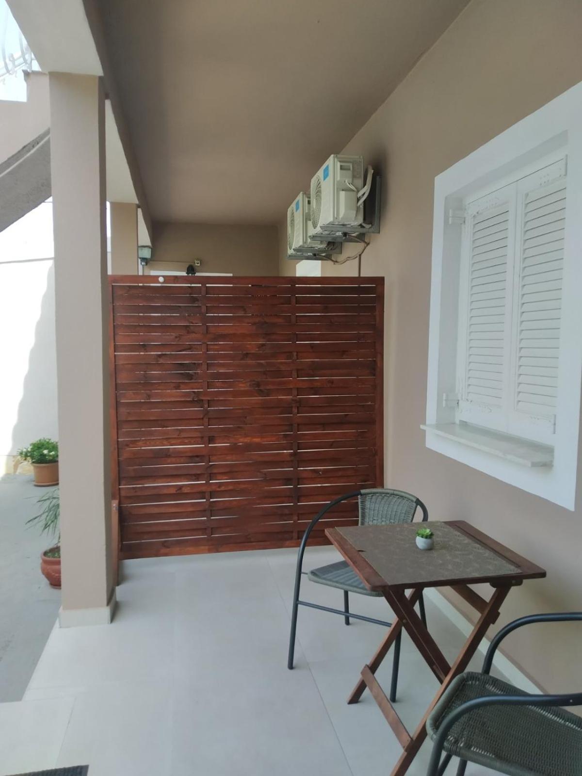 Trousas Apartments Roda  Exterior photo