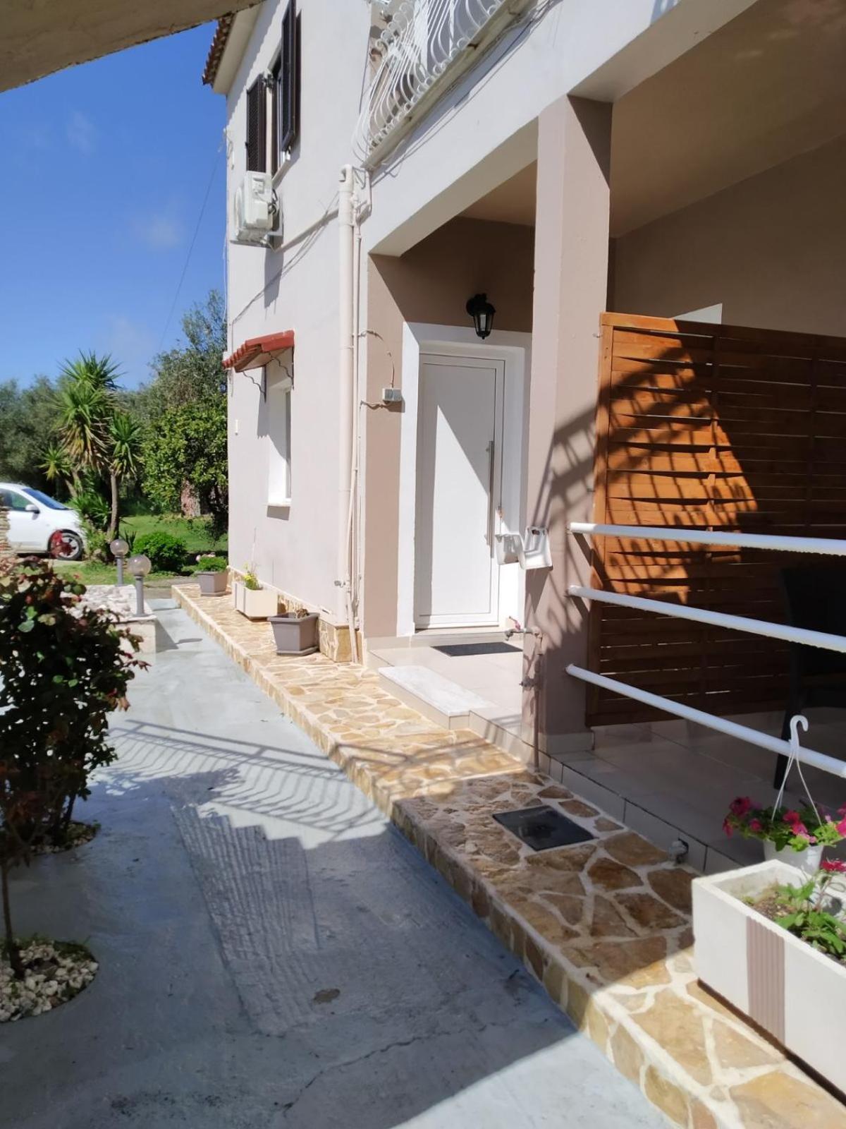 Trousas Apartments Roda  Exterior photo